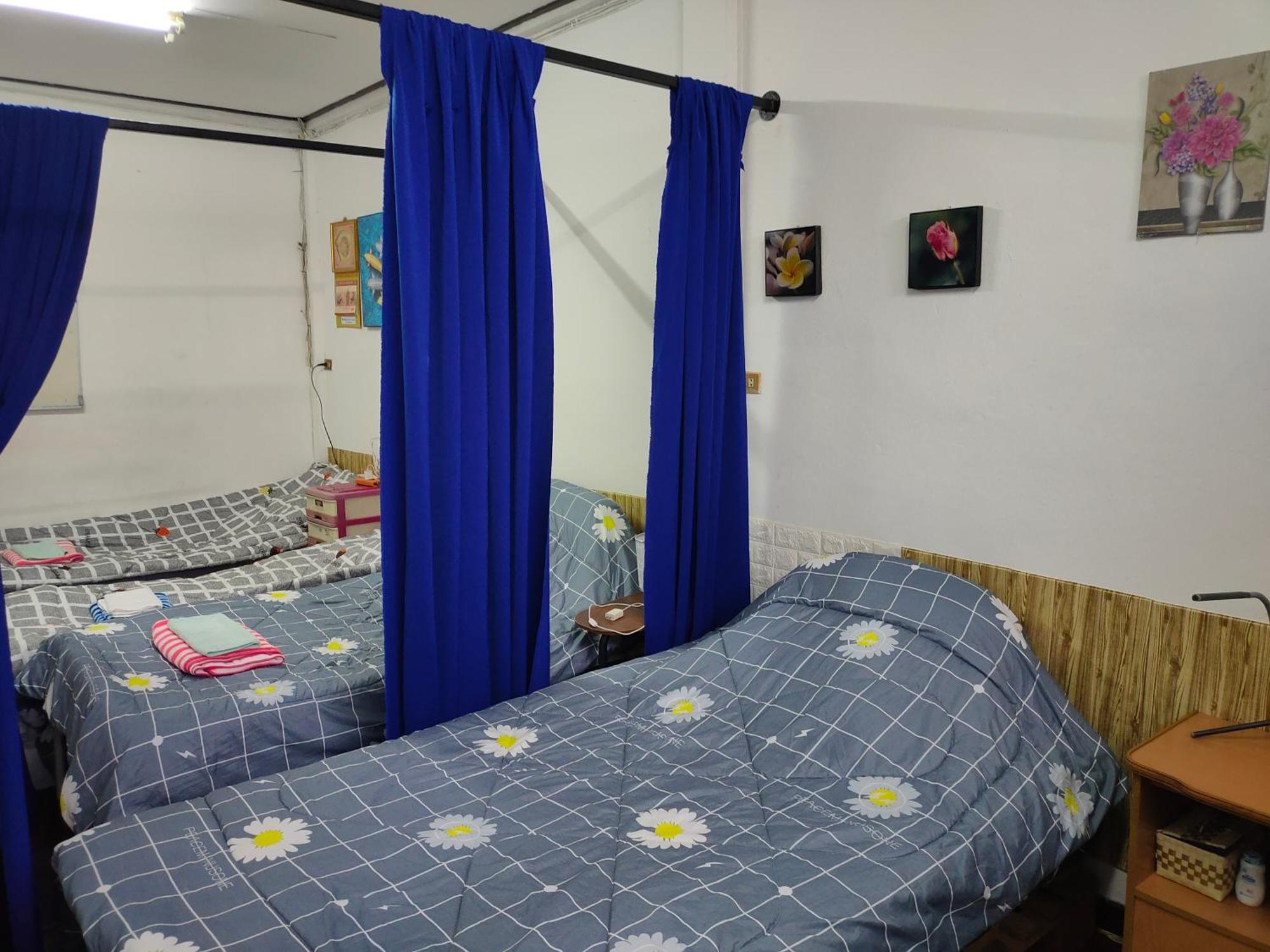 Sip N' Camp Hostel กรุงเทพมหานคร ภายนอก รูปภาพ