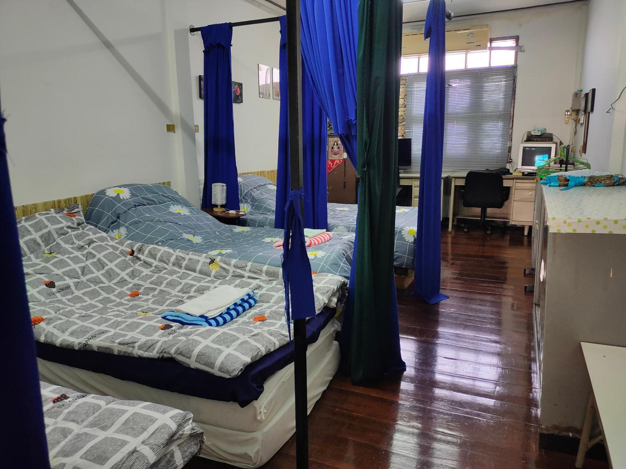 Sip N' Camp Hostel กรุงเทพมหานคร ภายนอก รูปภาพ